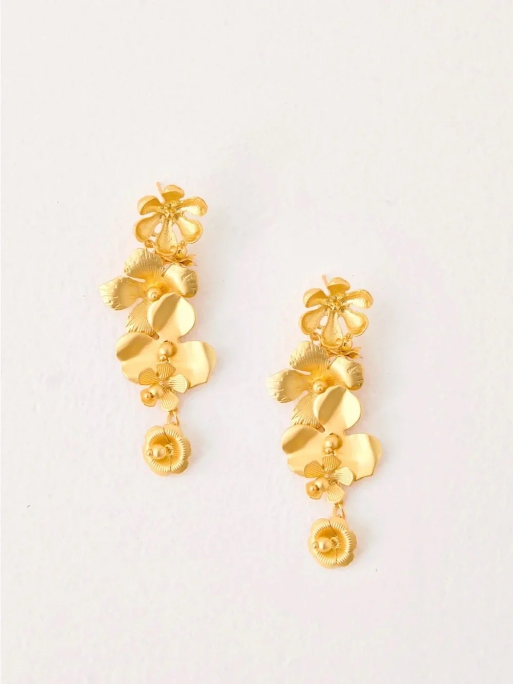Golden petal floral earrings NEW peppermayo